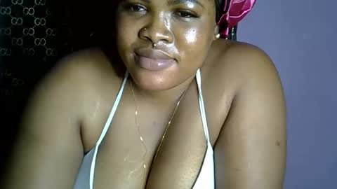 Snapshot of silver_baby06 chatting on 26, 10, 2025 silver baby06 online show from 26, 10, 2025