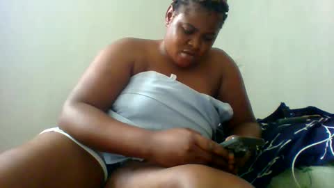 Snapshot of silver_baby06 chatting on 31, 5, 2026 silver baby06 online show from 31, 5, 2026