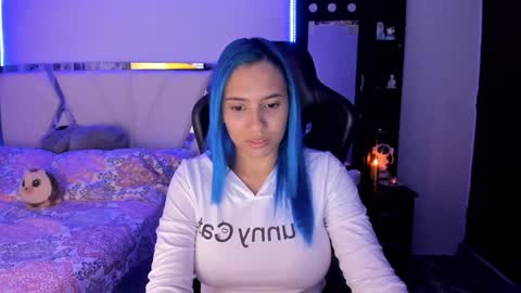   powder    online show from 17, 1, 2025