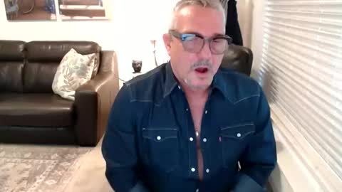 silveroli187 online show from 11, 11, 2025