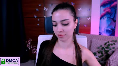 Silvia nude in pvt  online show from 1, 12, 2024