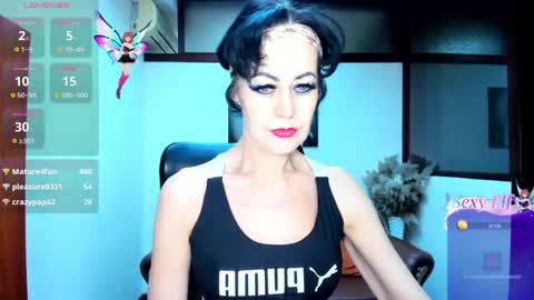 Silvia Wallec online show from 2, 2, 2025