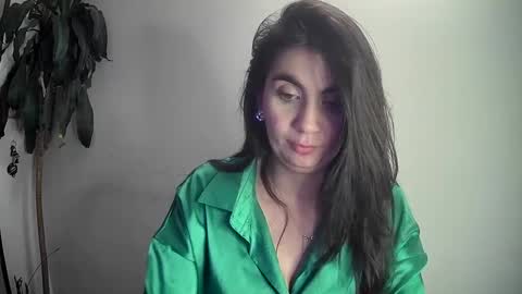 Snapshot of silviecollins chatting on 29, 12, 2024 Silvie online show from 29, 12, 2024