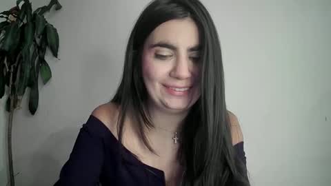 Snapshot of silviecollins chatting on 28, 1, 2025 Silvie online show from 28, 1, 2025