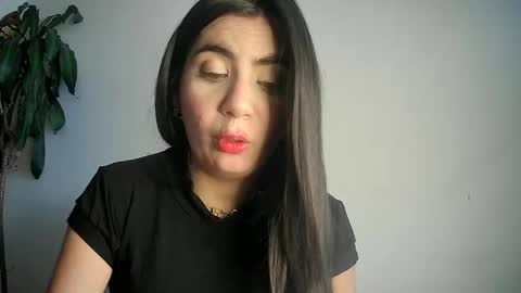 Snapshot of silviecollins chatting on 3, 2, 2025 Silvie online show from 3, 2, 2025