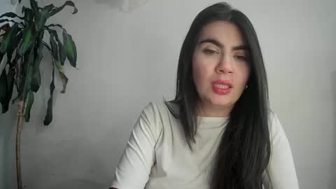 Snapshot of silviecollins chatting on 24, 2, 2025 Silvie online show from 24, 2, 2025