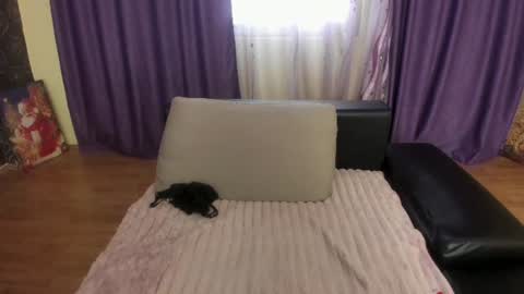 Snapshot of silvyalove chatting on 13, 6, 2026 Silvya online show from 13, 6, 2026
