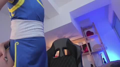 Wendy help me get get 69 likes  online show from 10, 11, 2025