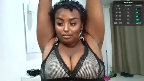 Snapshot of siminfox chatting on 17, 6, 2026 Simin Fox online show from 17, 6, 2026