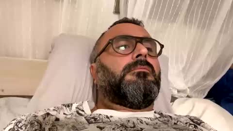 Snapshot of simon_bb chatting on 17, 9, 2025 Si online show from 17, 9, 2025