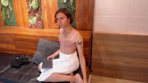 Snapshot of simon_durand chatting on 14, 2, 2025 simon_durand online show from 14, 2, 2025