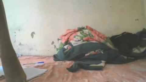 Snapshot of simonettee chatting on 6, 11, 2025 simonettee online show from 6, 11, 2025