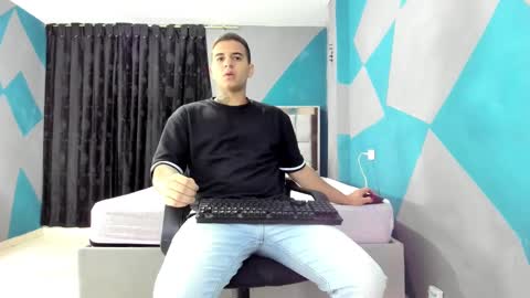 SIMON KELER online show from 25, 2, 2025