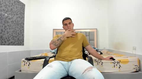 SIMON KELER online show from 4, 2, 2026