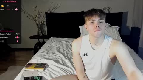 Simon online show from 4, 3, 2025