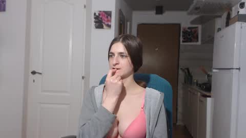 simyhvn online show from 27, 2, 2025