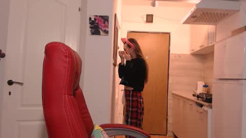 simyhvn online show from 5, 2, 2026