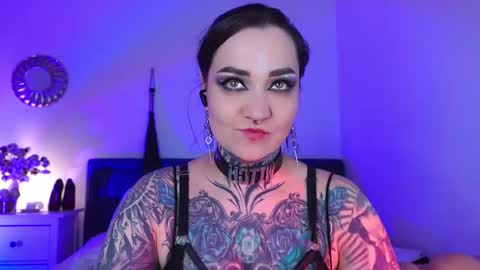 Snapshot of sindeleros chatting on 11, 2, 2025 Ms. Sindel online show from 11, 2, 2025