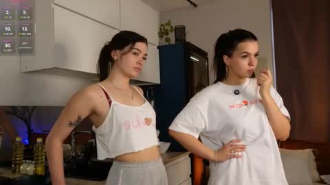 Hello guys our names Emma and Gabriela online show from 19, 11, 2025