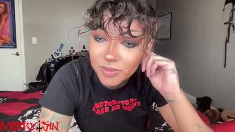 Snapshot of sinfulincubus chatting on 8, 10, 2025 Mistrx Sin online show from 8, 10, 2025