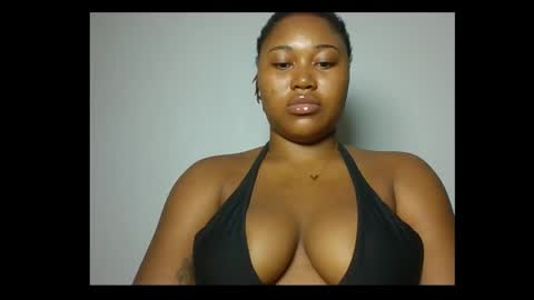 Snapshot of sinfultemptx chatting on 28, 2, 2026 Zanele online show from 28, 2, 2026