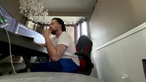 YungNSingleDaddy online show from 12, 2, 2025