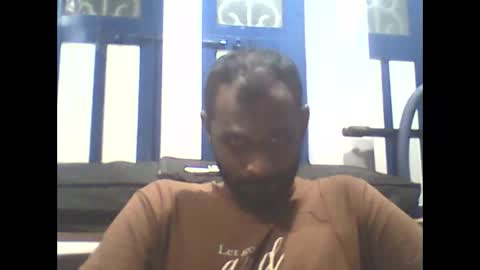 Snapshot of singletamilblackboy chatting on 6, 1, 2025 singletamilblackboy online show from 6, 1, 2025