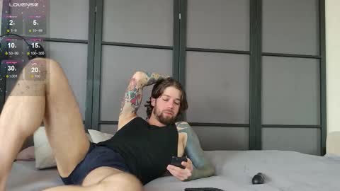 Snapshot of sinnerscorner chatting on 19, 9, 2025 Alya and Mr. Sinner online show from 19, 9, 2025
