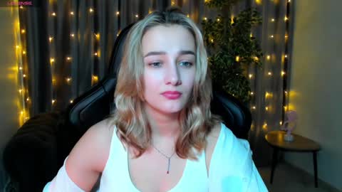 Sinty Noria online show from 16, 1, 2025