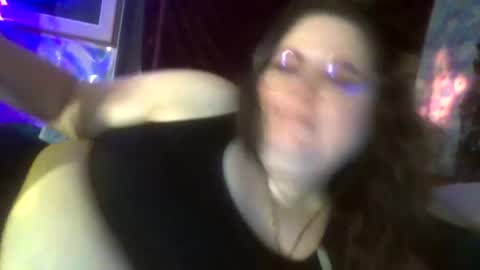 Siofra online show from 13, 10, 2025