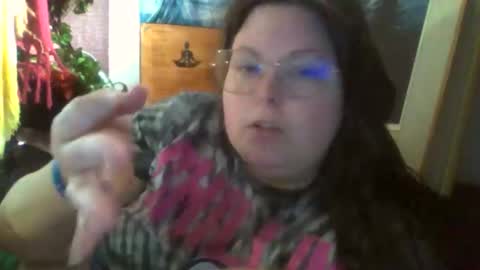 Snapshot of siofra chatting on 9, 6, 2026 Siofra online show from 9, 6, 2026