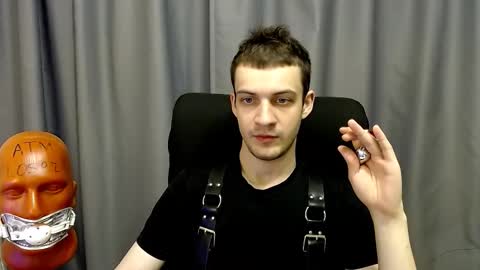 Sir Damien online show from 12, 9, 2025