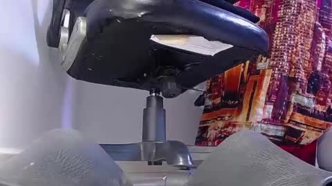 only foot                         worshipers here online show from 22, 1, 2025