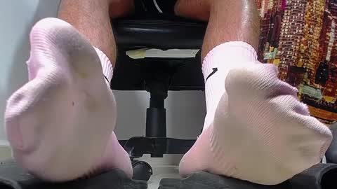 only foot                         worshipers here online show from 23, 1, 2025