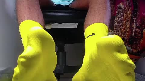 only foot                         worshipers here online show from 7, 2, 2025