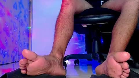 only foot                         worshipers here online show from 7, 10, 2025