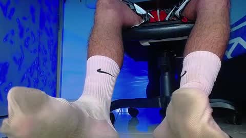 only foot                         worshipers here online show from 8, 11, 2025