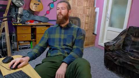 Snapshot of sir_pelo_iv chatting on 29, 10, 2025 I am The Fourth and only Sir. Pelo online show from 29, 10, 2025