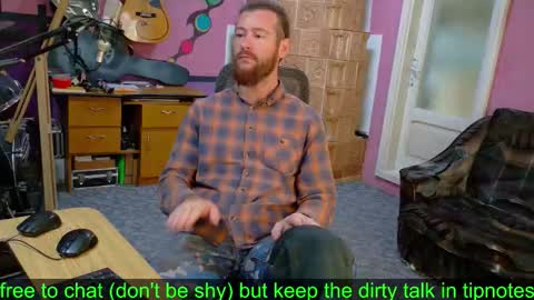 Snapshot of sir_pelo_iv chatting on 15, 11, 2025 I am The Fourth and only Sir. Pelo online show from 15, 11, 2025