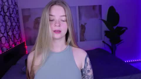 SirenaBloom online show from 5, 6, 2026