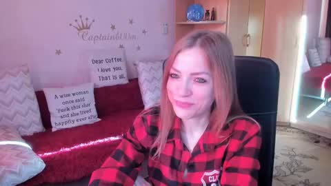 Snapshot of sirenasilk chatting on 1, 10, 2025 sirenasilk online show from 1, 10, 2025