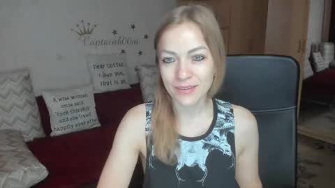 Snapshot of sirenasilk chatting on 2, 10, 2025 sirenasilk online show from 2, 10, 2025
