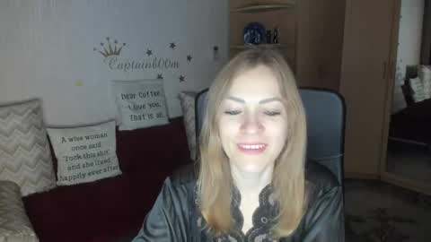 Snapshot of sirenasilk chatting on 15, 10, 2025 sirenasilk online show from 15, 10, 2025