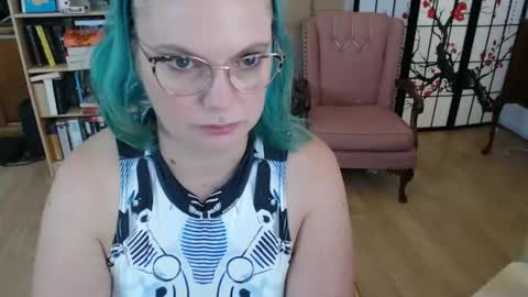 Snapshot of sireneserpens chatting on 3, 2, 2025 Sirene Serpens online show from 3, 2, 2025