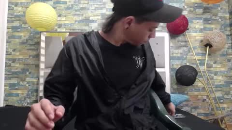 SIR RYANT online show from 4, 12, 2024