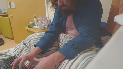 Snapshot of sirspammer chatting on 11, 11, 2025 sirspammer online show from 11, 11, 2025