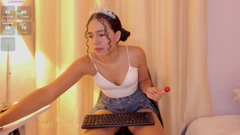 Snapshot of sisi_rosex chatting on 6, 1, 2026 Shopia online show from 6, 1, 2026