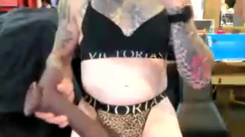 sissyarianna21 online show from 1, 8, 2026