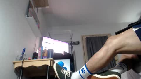 Snapshot of sissyboilooking chatting on 3, 3, 2026 RESPONDS WELL TO ... online show from 3, 3, 2026