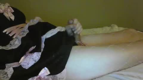 Snapshot of sissyriley24 chatting on 3, 12, 2025 sissyriley24 online show from 3, 12, 2025